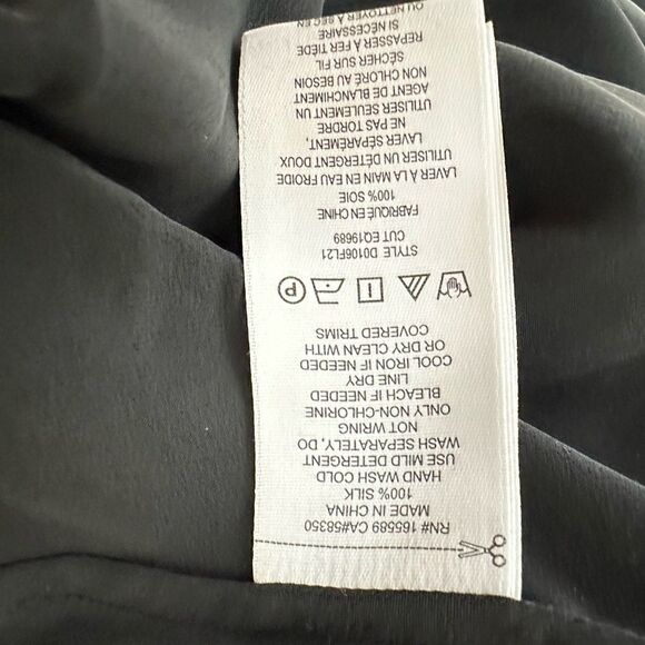 Equipment Annalise Black Silk Asymmetrical Midi Dress | Size 6 - Picture 11 of 12